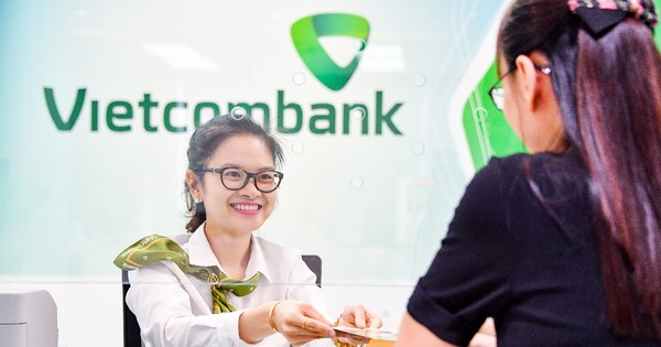 Vietcombank dành tặng khách hàng hơn 61.000 phần quà nhân dịp sinh nhật 61 năm