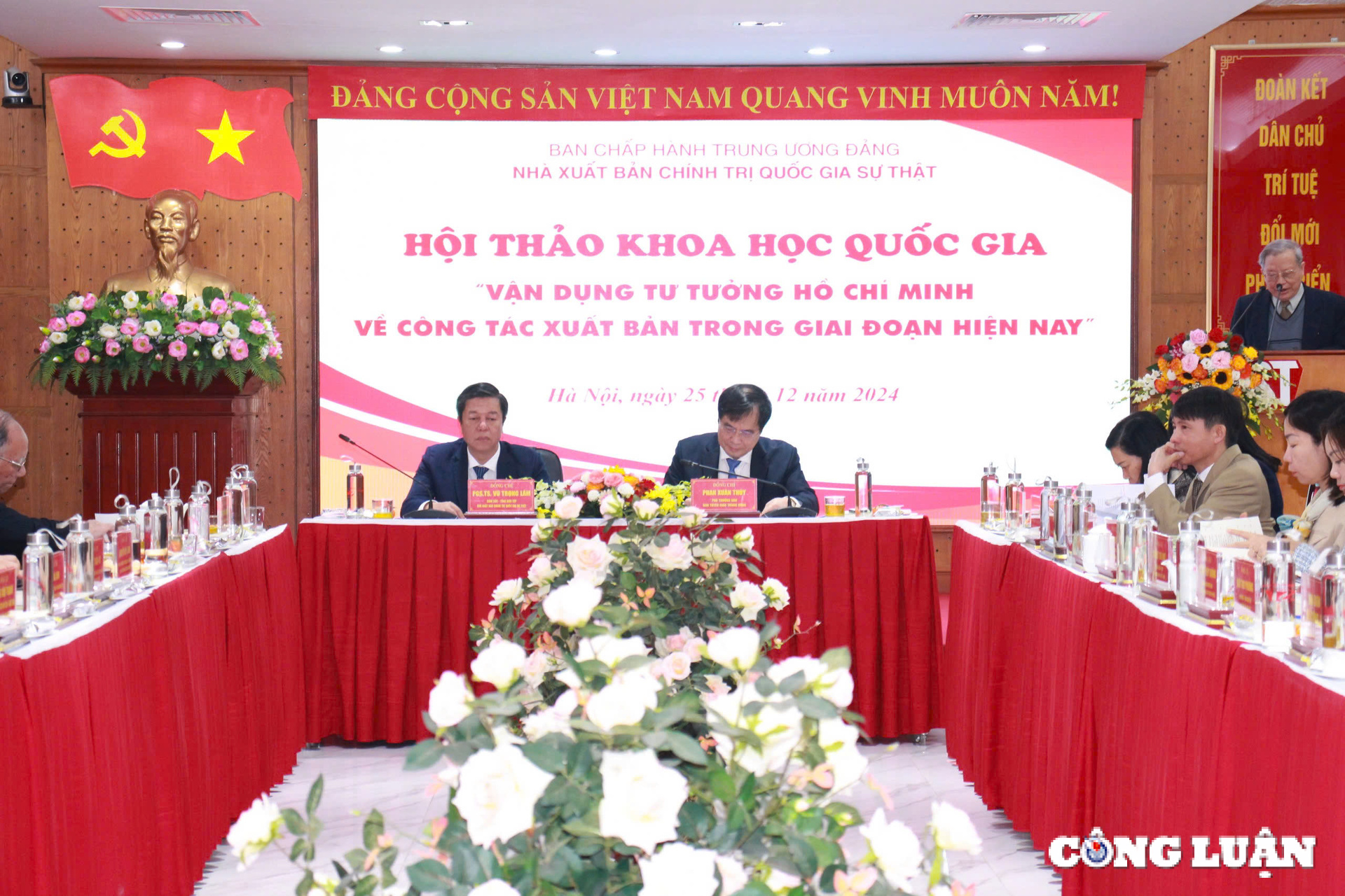 van dung sang tao tu tuong ho chi minh trong cong tac xuat ban hinh 1