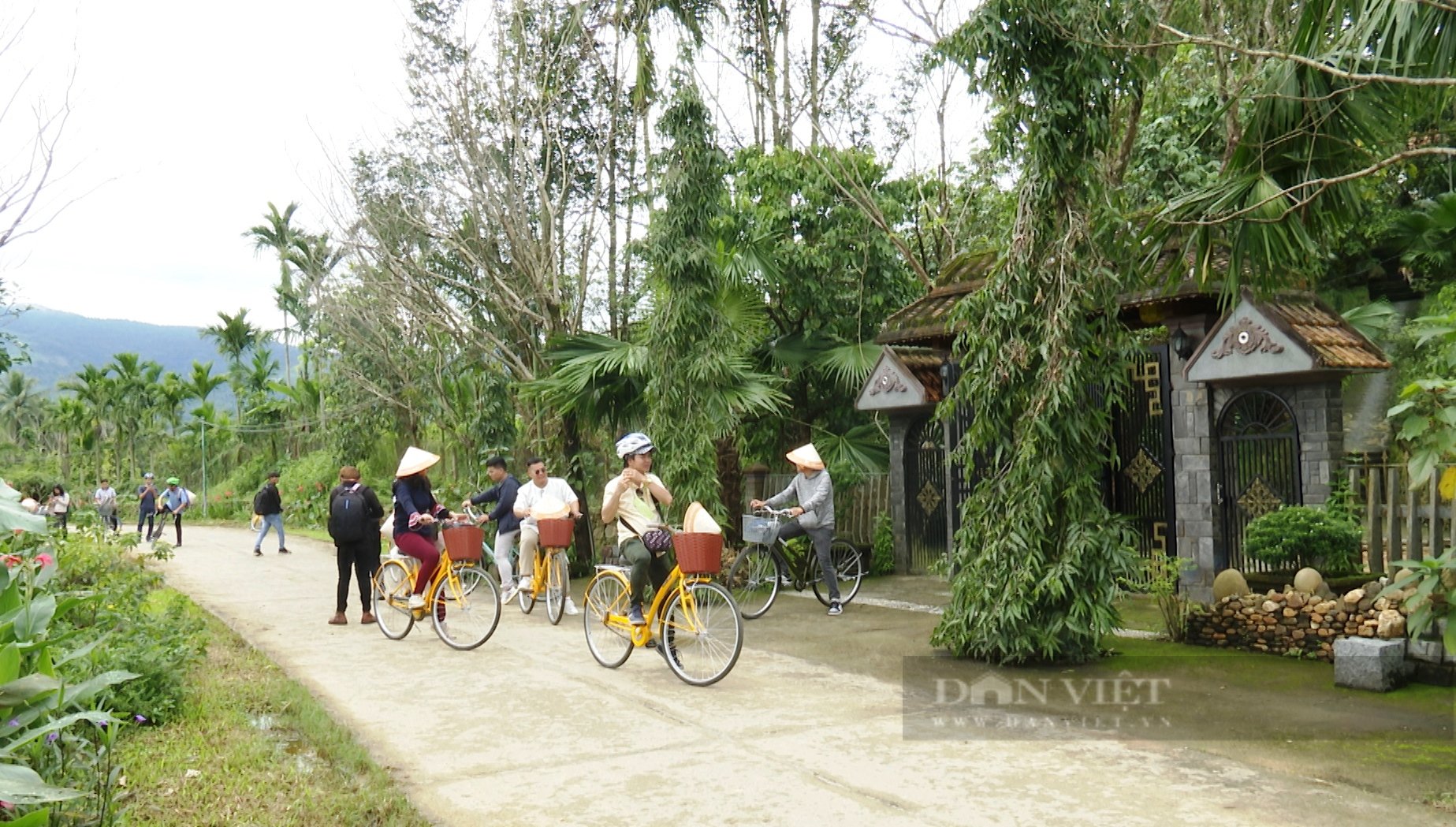 Tiên Cảnh ở Quảng Nam, nơi mà nguyên Chủ tịch nước Trương Tấn Sang về tặng cây cầu đã đạt chuẩn NTM nâng cao - Ảnh 2.