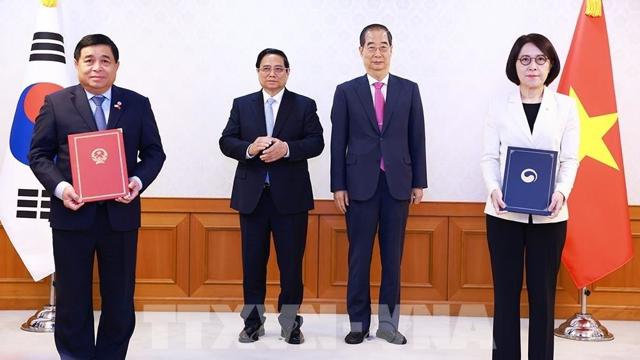 Se firman 9 documentos de cooperación durante la visita del Primer Ministro a Corea