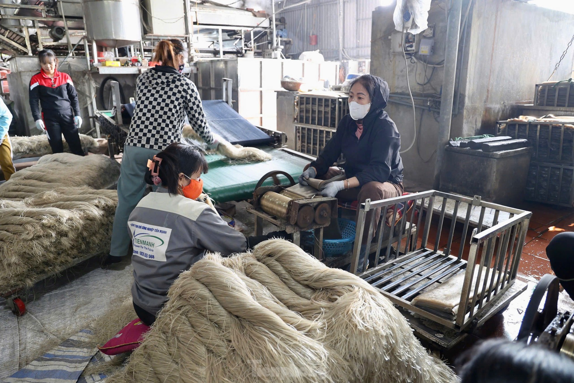 Bustling with Tet in Hanoi's famous vermicelli village photo 12