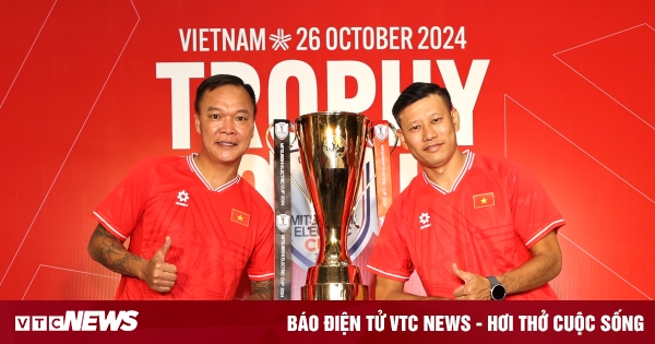 Nhà vô địch AFF Cup 2008 động viên Nguyễn Filip và Đặng Văn Lâm