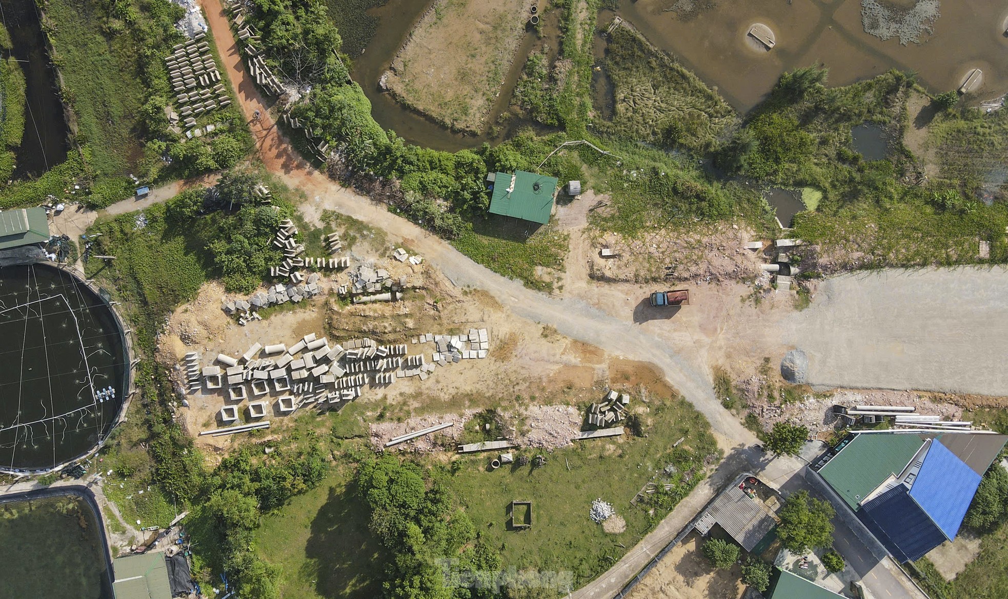 „Hilferuf“ für eine Reihe von Projekten ohne Fertigstellungstermin in Ha Tinh, Foto 3