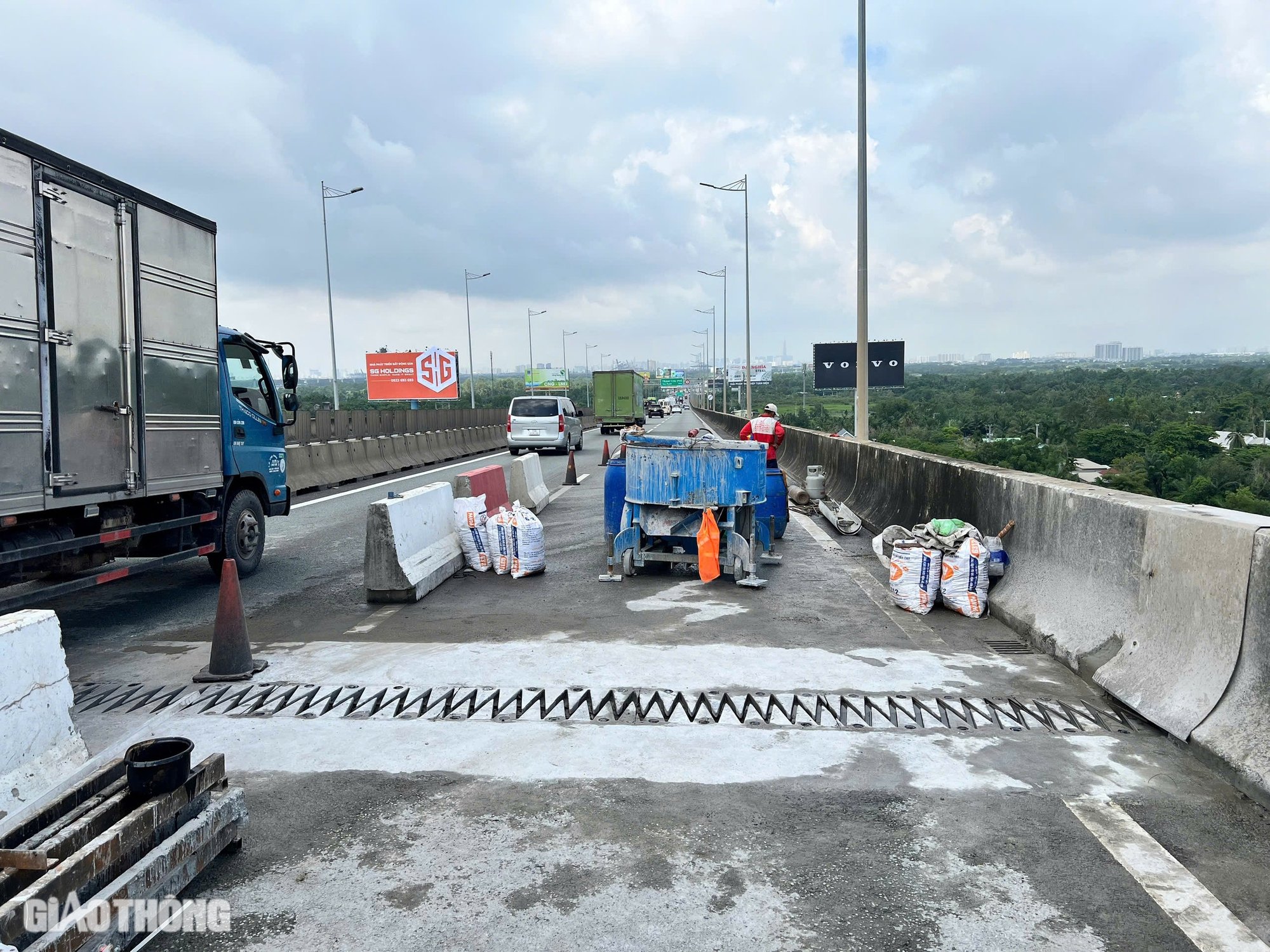 23h đêm 19/9: Dỡ phong tỏa làn đường trên cao tốc TP.HCM - Long Thành- Ảnh 1.