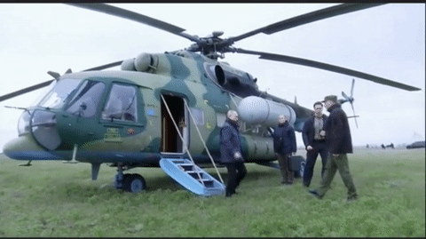 Präsident Putin stattet Cherson und Luhansk einen Überraschungsbesuch ab