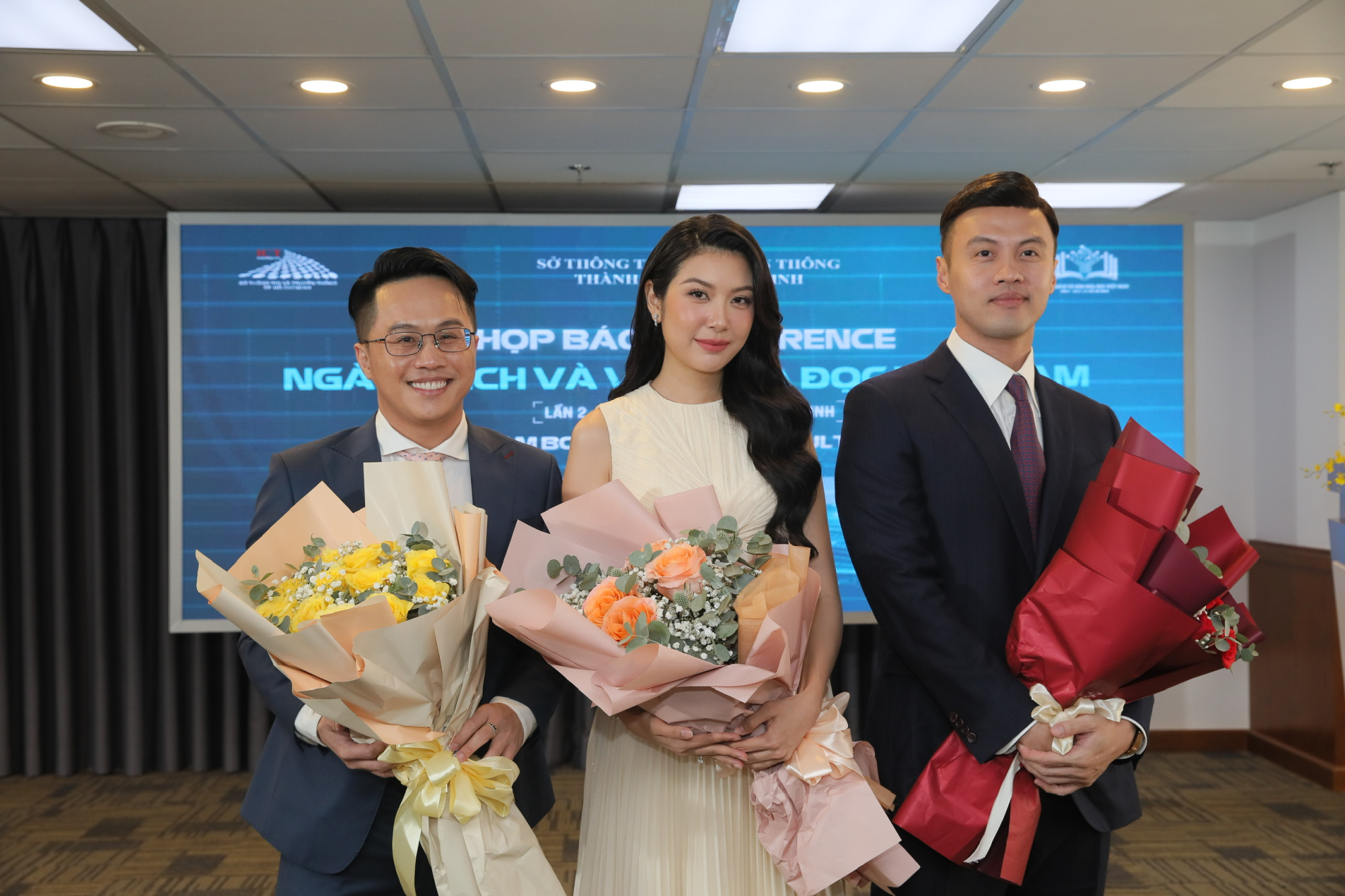 MC Vo Huynh Tan Tai If you want to speak well, you must write well. If you want to write well, you should read a lot. Image 3