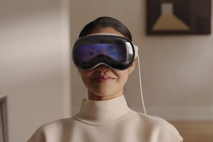 Apple sẽ tung phiên bản giá rẻ của Vision Pro - 1