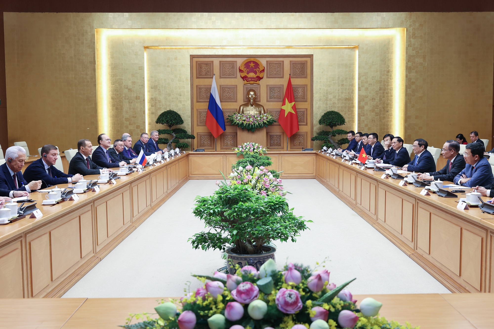 Vietnam and the Russian Federation strengthen and deepen bilateral cooperation in many areas. Image 2