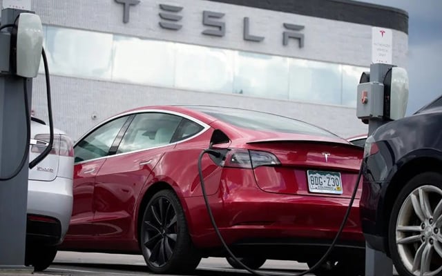 National Highway Traffic Safety Administration investigates Tesla's self-driving system