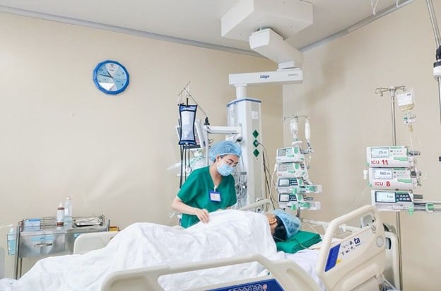 Darmreiniger zum Abnehmen Frau mit Dickdarmgeschwür Bild 1