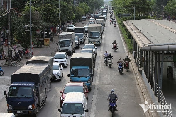 Paradox នៃការដឹកជញ្ជូនលឿន BRT: គ្មាននរណាម្នាក់ហ៊ានជិះវាទេនៅសល់តែងតែកកស្ទះ