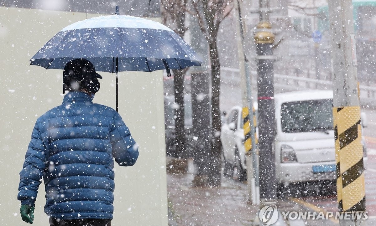 In Südkorea und China herrscht eine sehr kalte Jahreszeit und viele Flüge werden gestrichen.