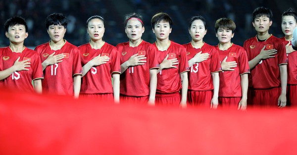 Journée de retour glorieuse, l'équipe féminine du Vietnam divisée en groupes à Hanoi et Ho Chi Minh-Ville