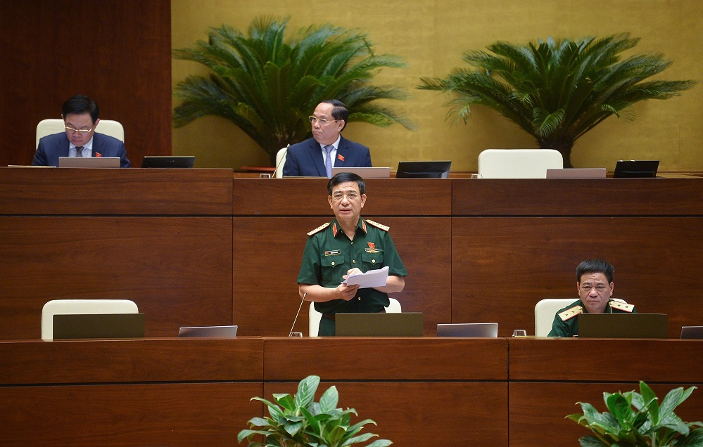 Général Phan Van Giang : Classer et regrouper les ouvrages de défense et les zones militaires est nécessaire et très important.