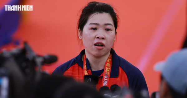 Une athlète féminine de l'ethnie Giay avait les larmes aux yeux parce que J'ai raté la médaille d'or des SEA Games 32