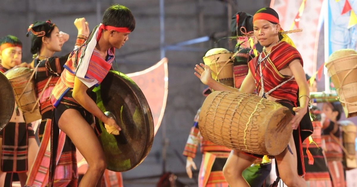 People of the coastal city of Quy Nhon are immersed in the echoes of gongs.