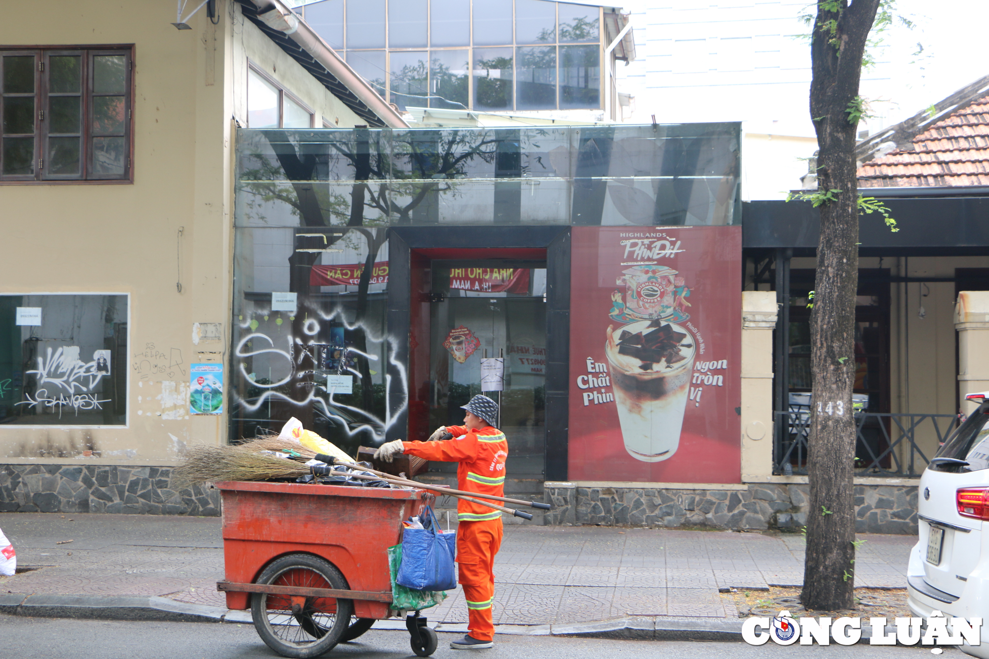 ホーチミン市の主要道路に家賃値上げの波が戻ってきている（写真7）。