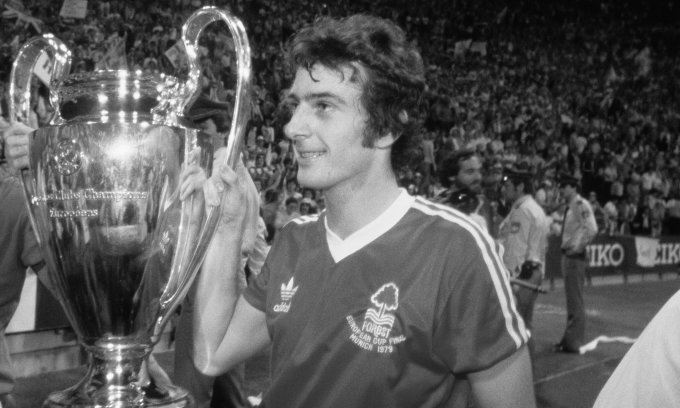 Francis lifts the European Cup - the precursor to the Champions League - in a Nottingham Forest shirt in 1979. Photo: nottinghamforest.co.uk