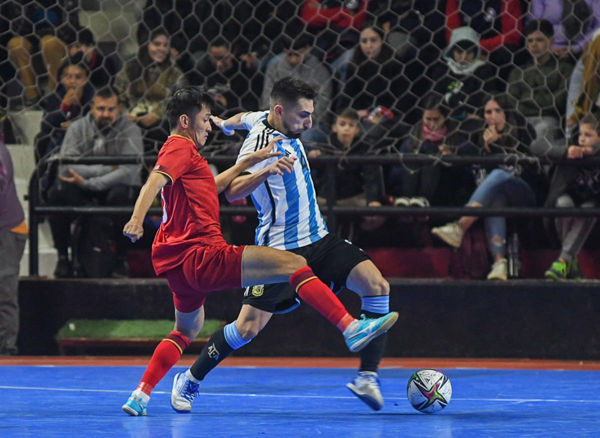 The Vietnamese futsal team could not create a surprise against the reigning world runner-up.