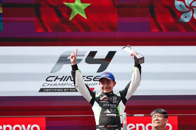 Alex Sawer Hoàng Đạt về nhất chặng mở màn F4 Trung Quốc 2024 hôm 20/4. Ảnh: Asia Racing Team