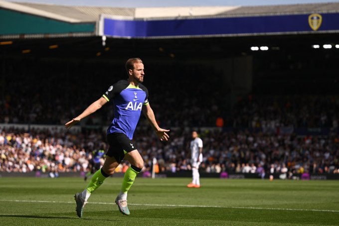 Kane mừng bàn trong trận cùng Tottenham hạ chủ nhà Leeds 4-1 trên sân Elland Road ngày 28/5. Ảnh: @SpursOfficial