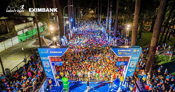 Ho Chi Minh City Night Run Eximbank thành công rực rỡ