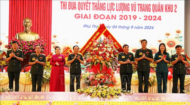 Gắn kết phong trào Thi đua Quyết thắng với thi đua yêu nước