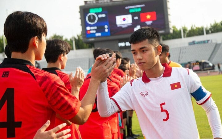 L'équipe U18 du Vietnam n'a pas réussi à créer la surprise face à la Corée.