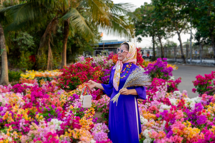 Chợ hoa Xuân Bình Điền: 11 năm miễn phí gian hàng - chào Xuân Ất Tỵ 2025 - Ảnh 4.