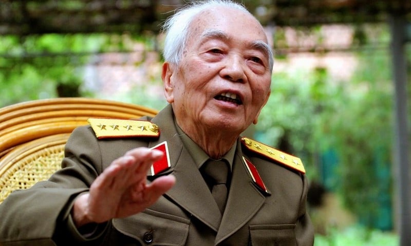 GS.TSKH.NGND. Nguyen Thien Phuc: Nhan duyen duoc tiep can Dai tuong Vo Nguyen Giap