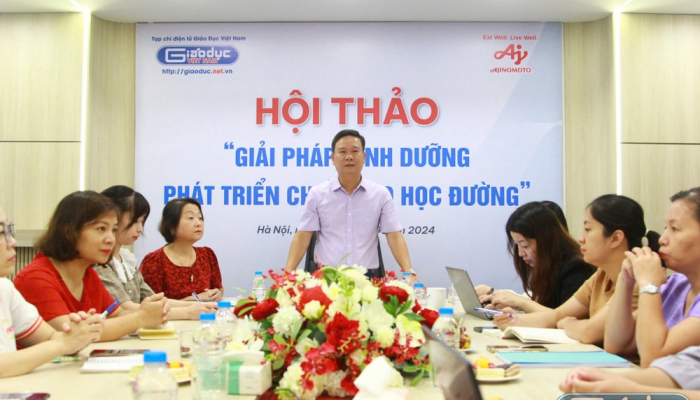 Le magazine électronique Vietnam Education organise un séminaire sur les solutions nutritionnelles pour développer la taille à l'école