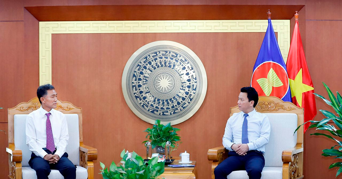 ダン・クオック・カイン大臣は、廃水処理を専門とする韓国のアベ・インベスト・グループの代表者を迎えた。