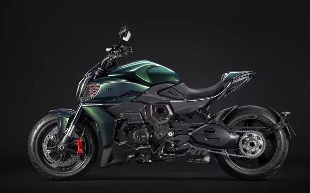 ngam nhin ducati diavel for bentley hinh 3