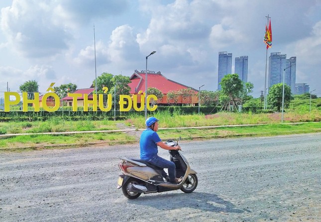 300-year-old An Khanh Communal House 'returns' to Thu Thiem peninsula photo 13