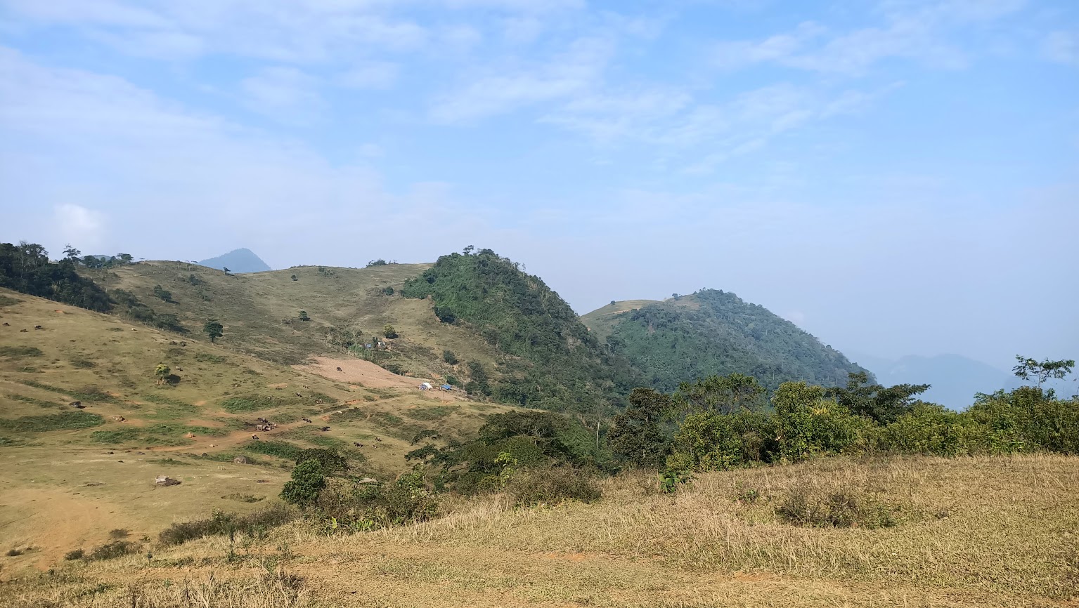 Có một bình nguyên hoang sơ, đẹp mê đắm lòng người ở xứ Thanh - Ảnh 2.