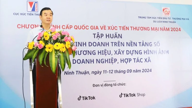 Schulung zu digitalen Geschäftsfähigkeiten für Unternehmen in der Provinz Ninh Thuan, Foto 2