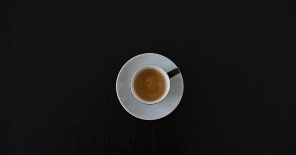 ¿Por qué tomar café por la mañana puede provocar náuseas?