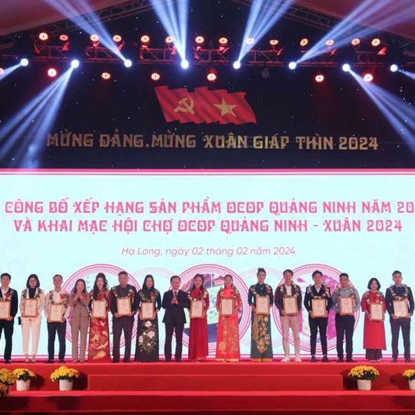 Có 200 gian hàng tham dự hội chợ Xuân 2024