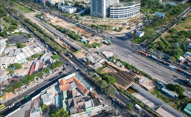 'Final' date for opening of Nguyen Van Linh - Nguyen Huu Tho underpass