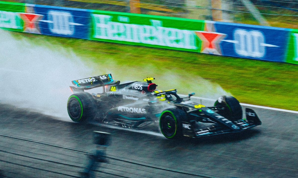 Mercedes‘ taktischer Fehler in Zandvoort