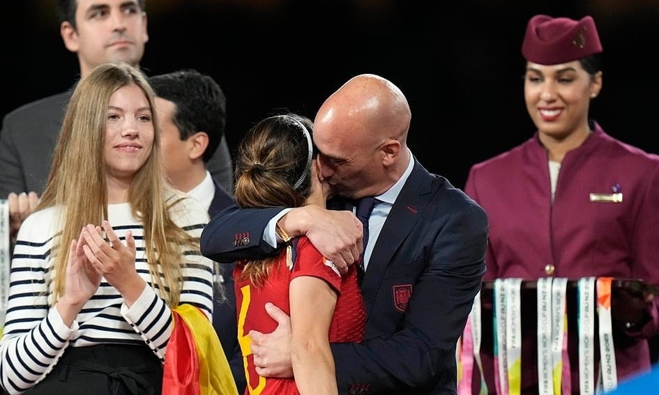 Jenni Hermoso sues president of Spanish Football Federation