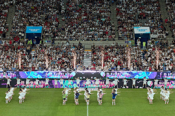 NewJeans actuó ante 60.000 espectadores. Foto: Naver