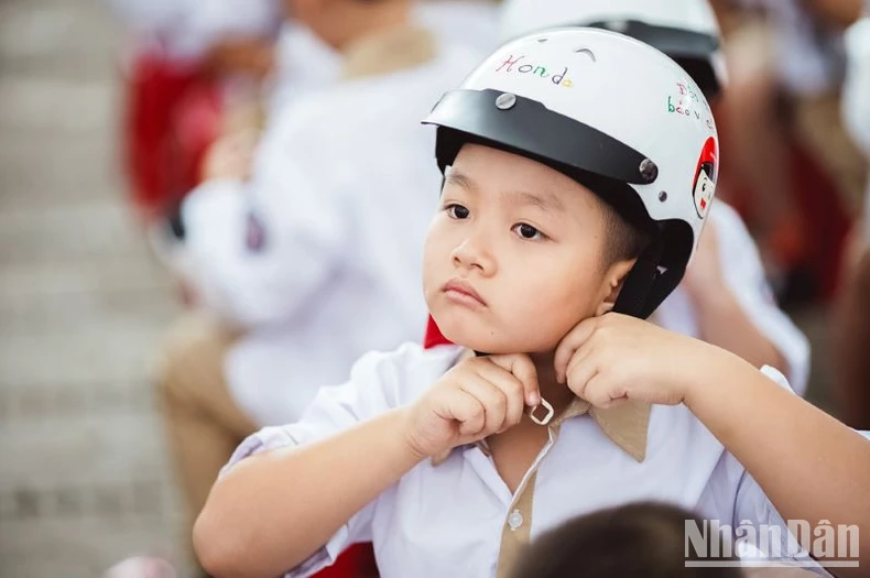 Donating more than 1.7 million helmets to first graders nationwide photo 1