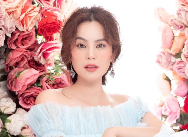Sẽ xử lí Hoa hậu Phương Lê vì hành vi chế lời Quốc ca