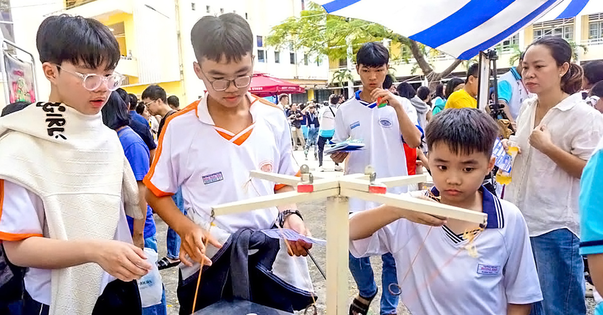 6.000 học sinh, sinh viên khám phá 100 trò chơi học toán thời đại số