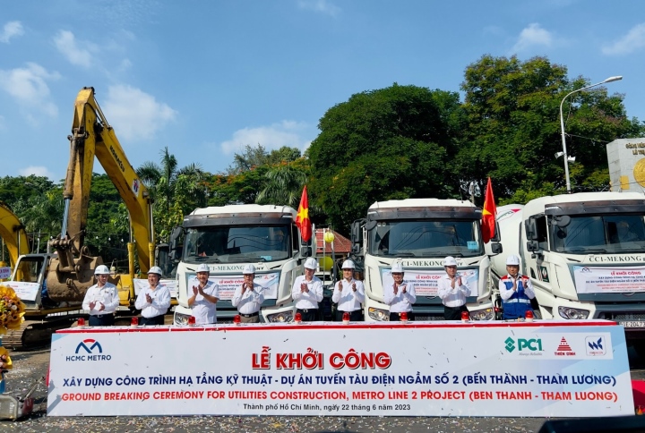 Construction of the first section of Metro Line 2 in Ho Chi Minh City begins - 1