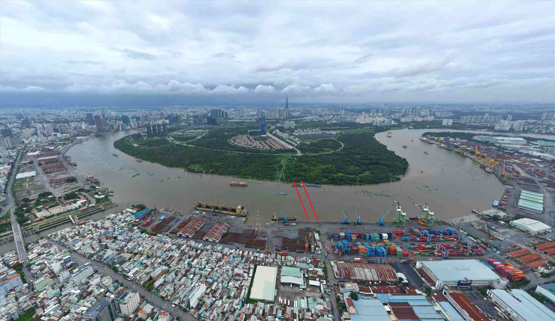 Chantier de construction du pont Thu Thiem 4. Photo : Anh Tu