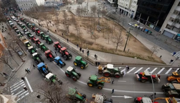 Wave of farmers' protests in Europe spreads to Spain