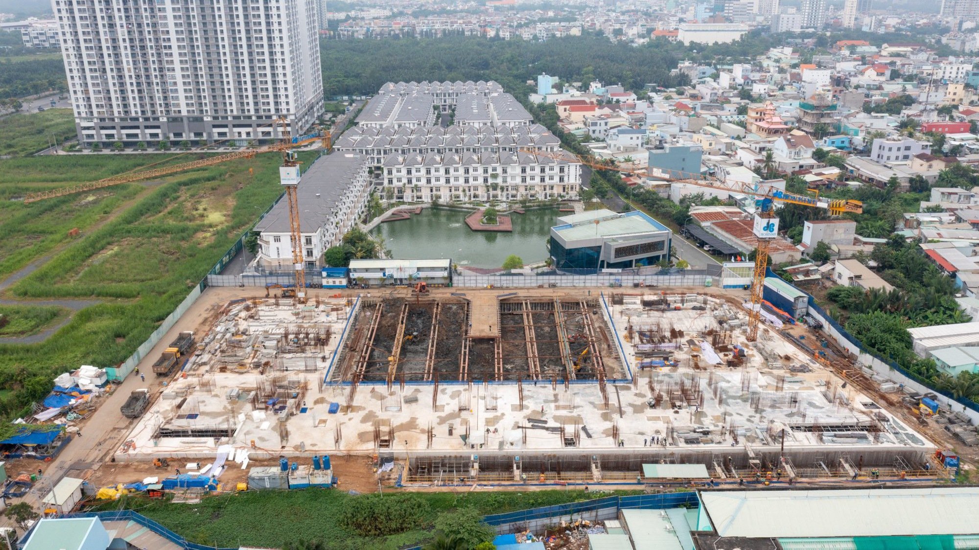 HoREA kiến nghị Chính phủ gỡ vướng cho 149 dự án bất động sản - Ảnh 1.
