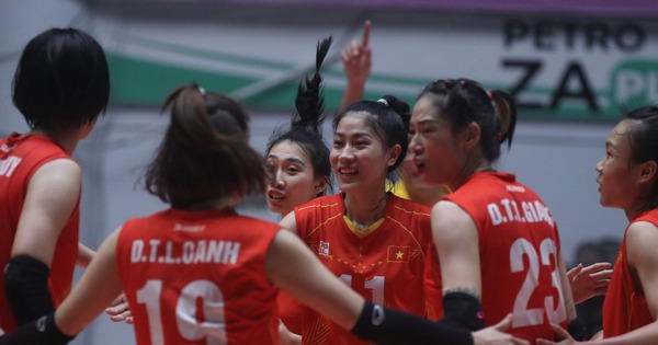 L'équipe féminine de volley-ball du Vietnam promue, rencontre l'Inde en demi-finale du tournoi asiatique